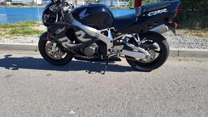 Honda CBR 900 RR (1996 - 97) 