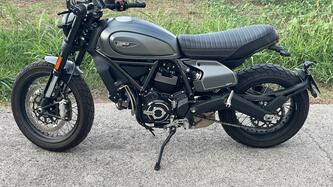 Ducati Scrambler 800 Night Shift (2021 - 22) usata