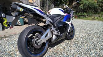 Honda CBR 600 RR (2009 - 12) usata
