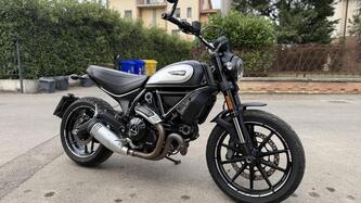 Ducati Scrambler 800 Icon Dark (2021 - 22)