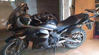 Kawasaki ER-6F (2009 - 11) usata