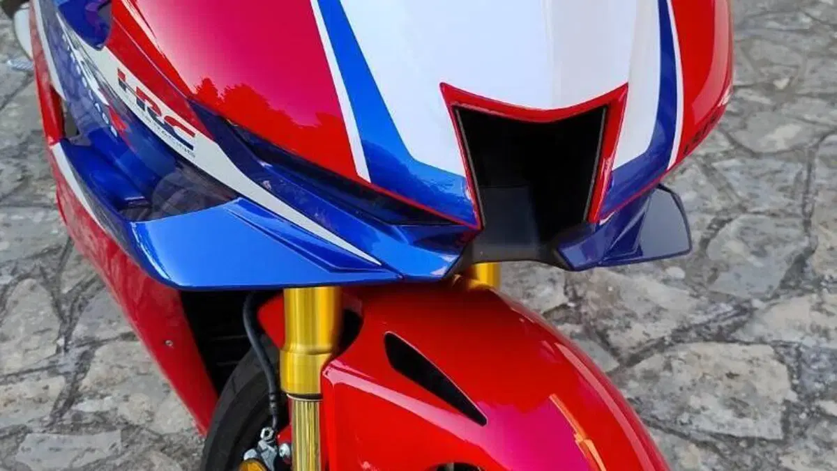 Honda CBR 1000 RR-R Fireblade SP (2024 - 26)  (8)