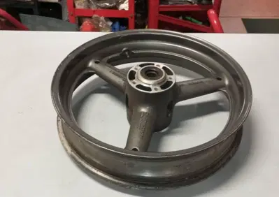CERCHIO ANTERIORE SUZUKI - Annuncio 9801360