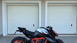KTM 1290 Super Duke R (2022 - 23) 