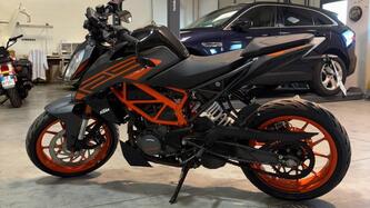 KTM 125 Duke (2021 - 23) usata