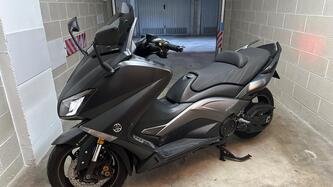 Yamaha T-Max 530 ABS (2015 - 17) usata