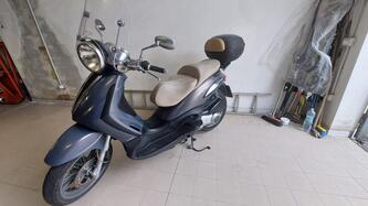Piaggio Beverly 250 i.e. usata
