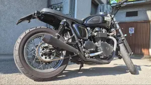Triumph Bonneville 800 (2002 - 07)  (2)
