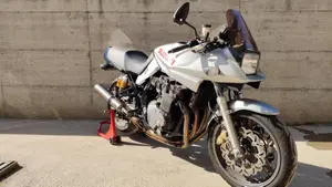 Suzuki GSX 1200  (4)