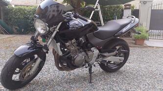 Honda Hornet 600 (2000 - 02) usata