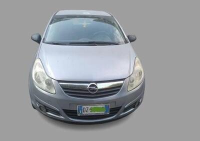 Opel Corsa 1.2 80CV 5 porte GPL-TECH Club usata