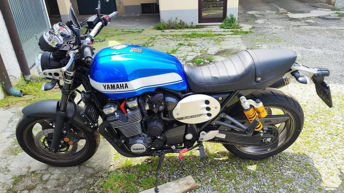 Yamaha XJR 1300 Racer (2015 - 17) 
