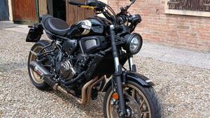 Yamaha XSR 700 (2022 - 25) 