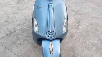 Vespa Primavera 50 4T 3v 50° Anniversario (2018 - 19) usata