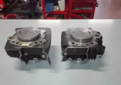 CILINDRI E PISTONI DUCATI MONSTER 900 - Annuncio 9802410