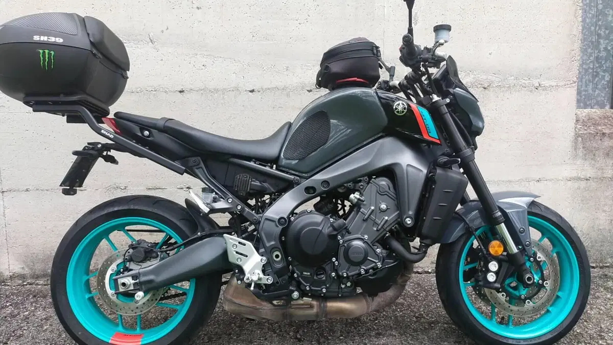 Yamaha MT-09 (2021 - 23)  (3)