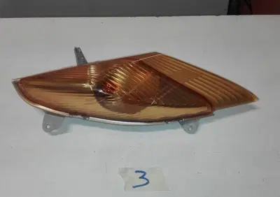 Freccia anteriore dx Suzuki Burgman 400 2004 - Annuncio 9802590