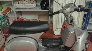 Piaggio Vespa 150 PX (1980 - 00)  (7)