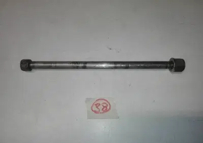 Perno ruota anteriore Suzuki RM 400 - Annuncio 9802808