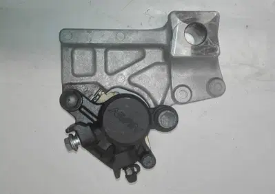 Pinza posteriore Suzuki Bandit 650 - Annuncio 9802823