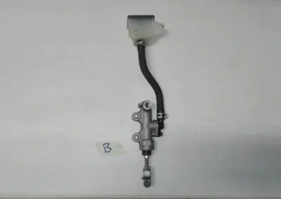 Pompa freno posteriore Suzuki Bandit - Annuncio 9802850