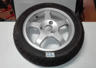 Ruota post. Suzuki Burgman 400 2004 - Annuncio 9802887