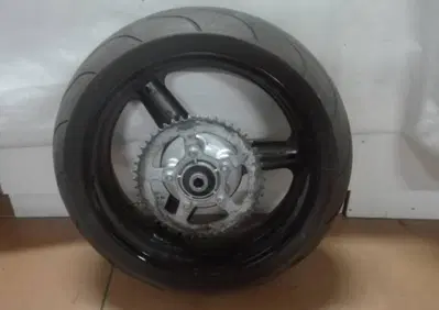 Ruota posteriore Suzuki Bandit 650 - Annuncio 9802888
