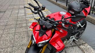 Ducati Streetfighter V4 S (2025) usata