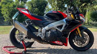 Aprilia Tuono V4 Factory SE-09 SBK (2024) usata