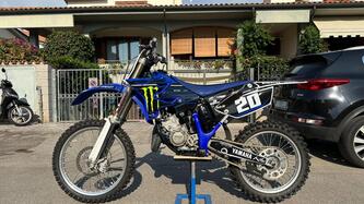 Yamaha YZ 125 (2004) usata