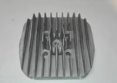 Testa per motore 125 raffreddato ad aria Z - Annuncio 9803320