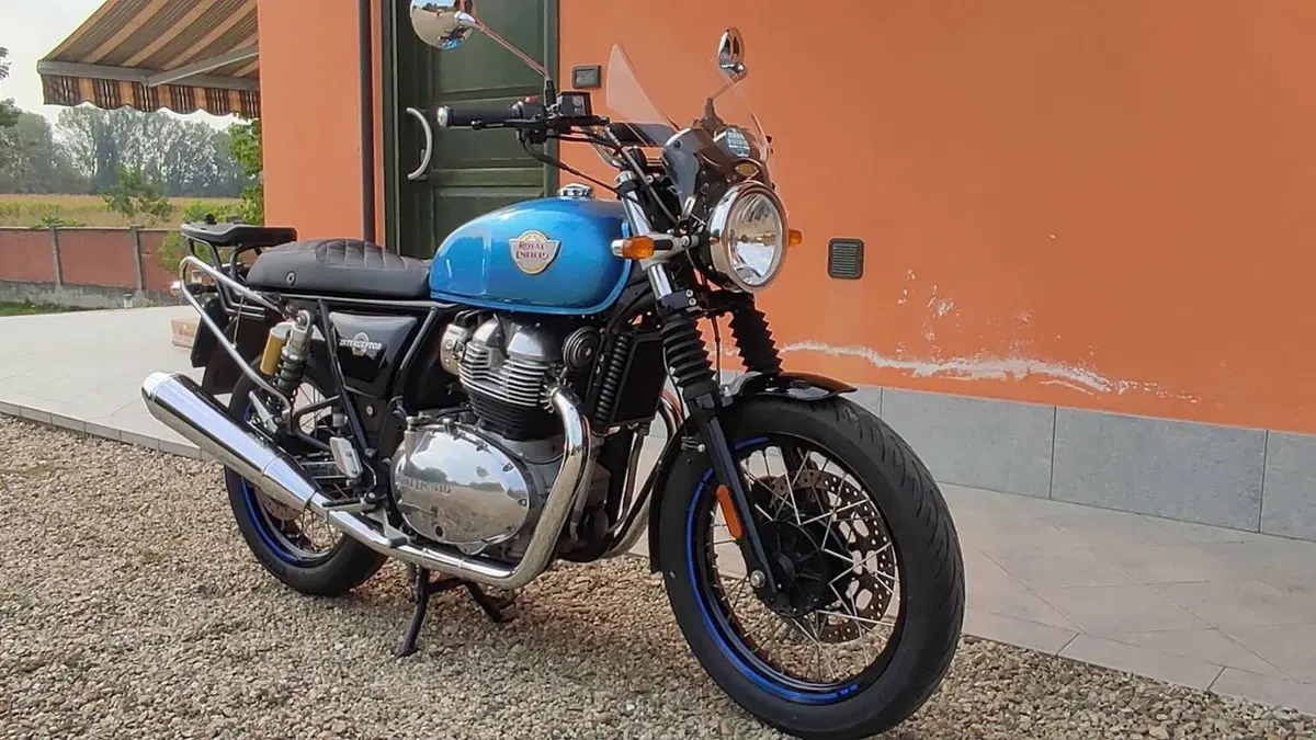 Royal Enfield Interceptor 650 (2021 - 26)  (2)