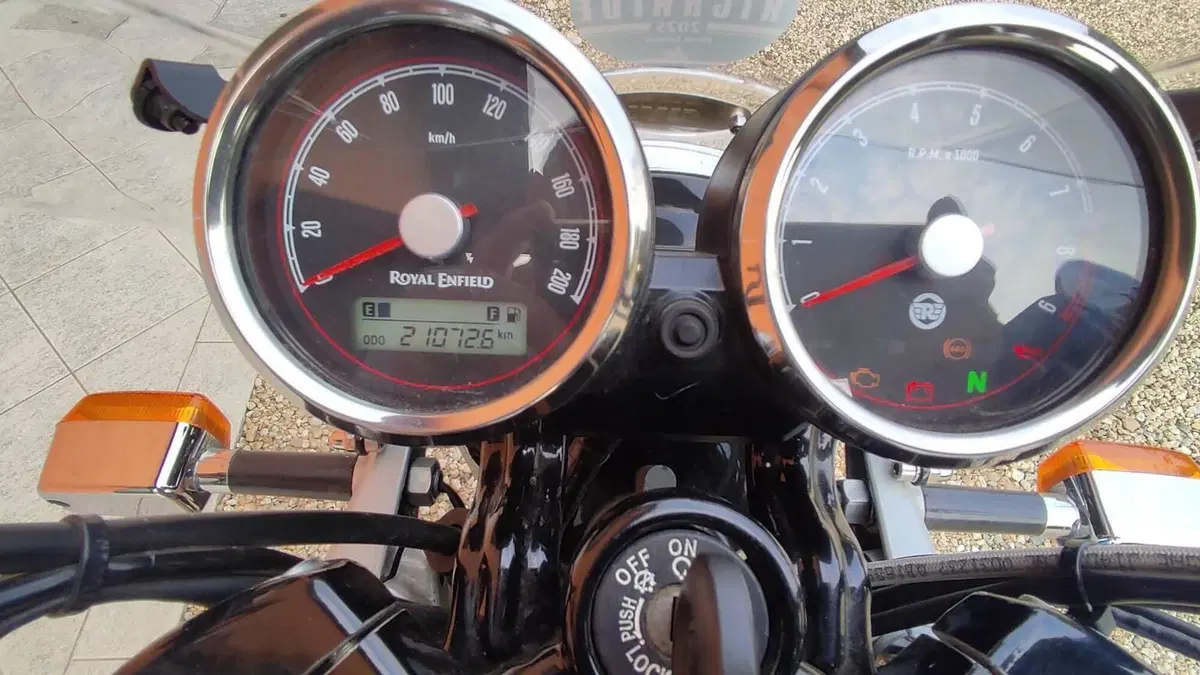 Royal Enfield Interceptor 650 (2021 - 26)  (5)