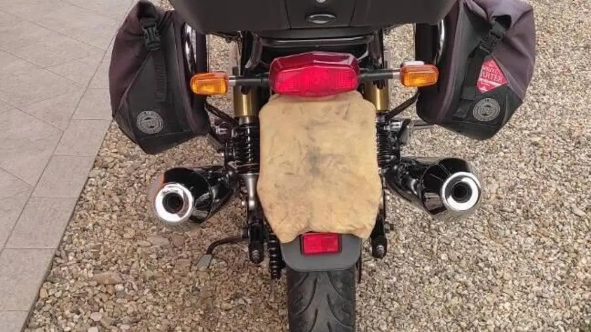 Royal Enfield Interceptor 650 (2021 - 26)  (9)