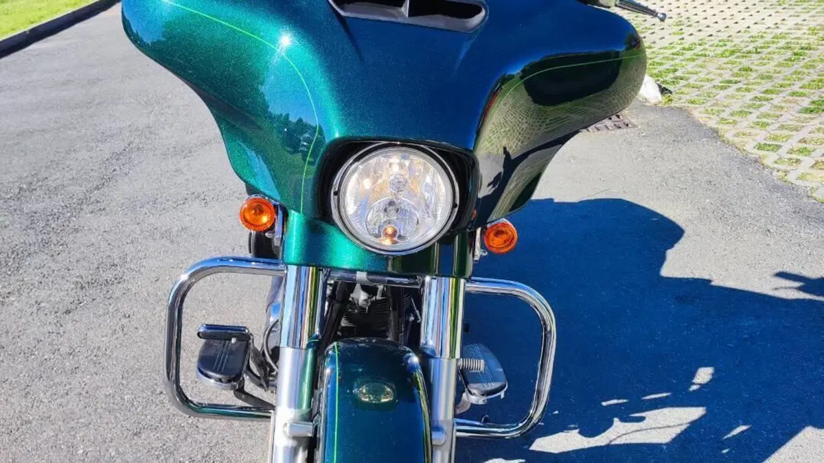 Harley-Davidson 1690 Street Glide Special (2014 - 16) - FLHX  (3)