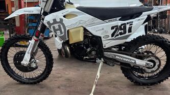 Husqvarna TE 300 Pro (2024) usata