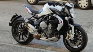 MV Agusta Dragster 800 (2014 - 19) 