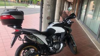 Honda Transalp XL 700 V ABS (2007 - 2013) usata