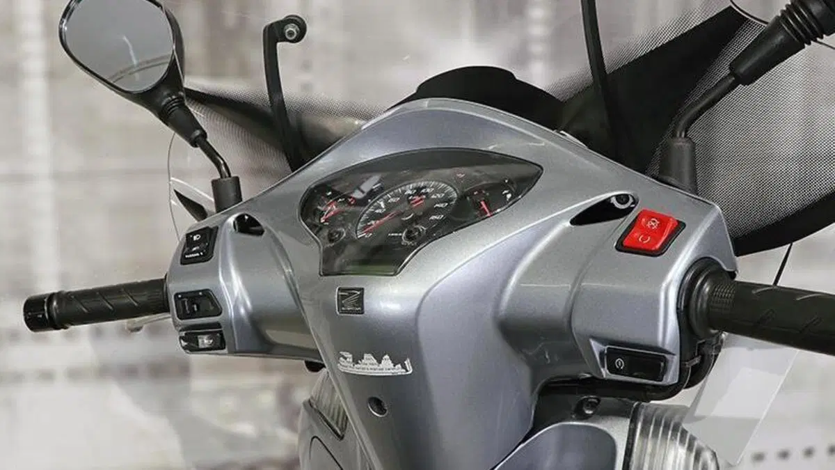 Honda SH 300 i (2006 - 10)  (4)