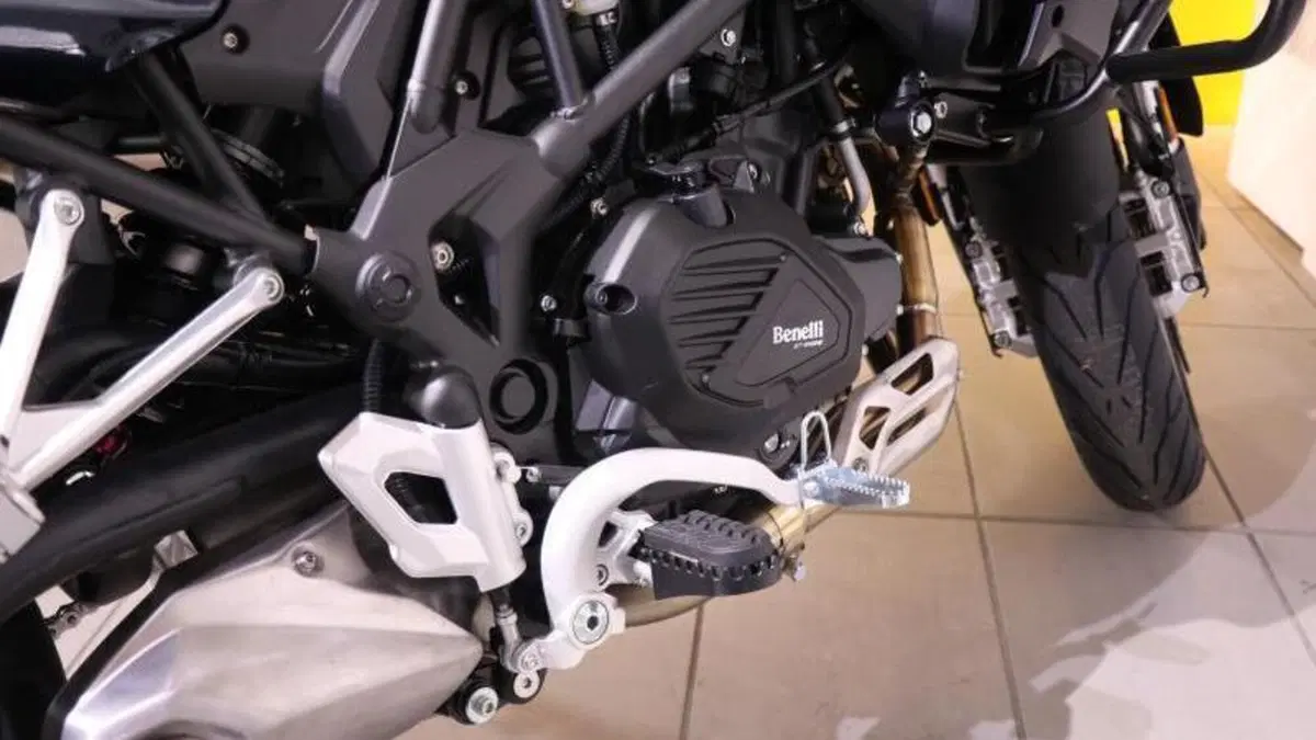 Benelli TRK 502 (2021 - 25)  (3)