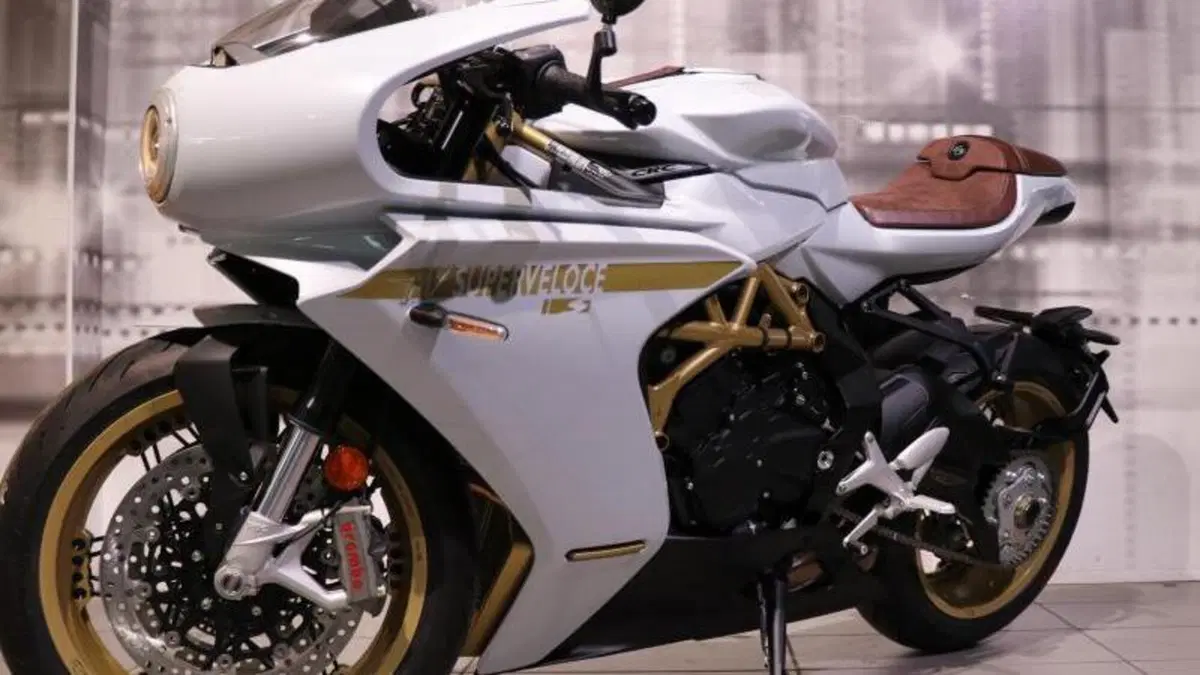 MV Agusta Superveloce 800 S (2021 - 25)  (3)