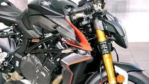 MV Agusta Brutale 1000 RR (2021 - 25)  (4)