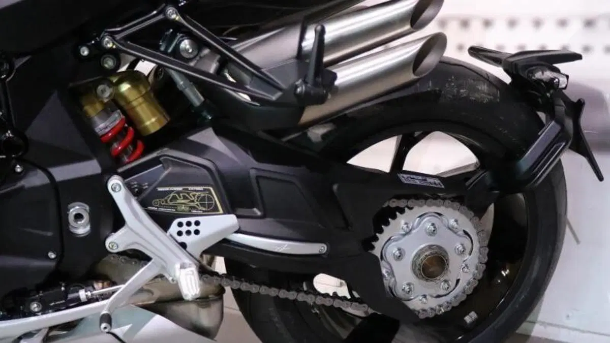 MV Agusta Brutale 1000 RS (2022 - 26)  (5)