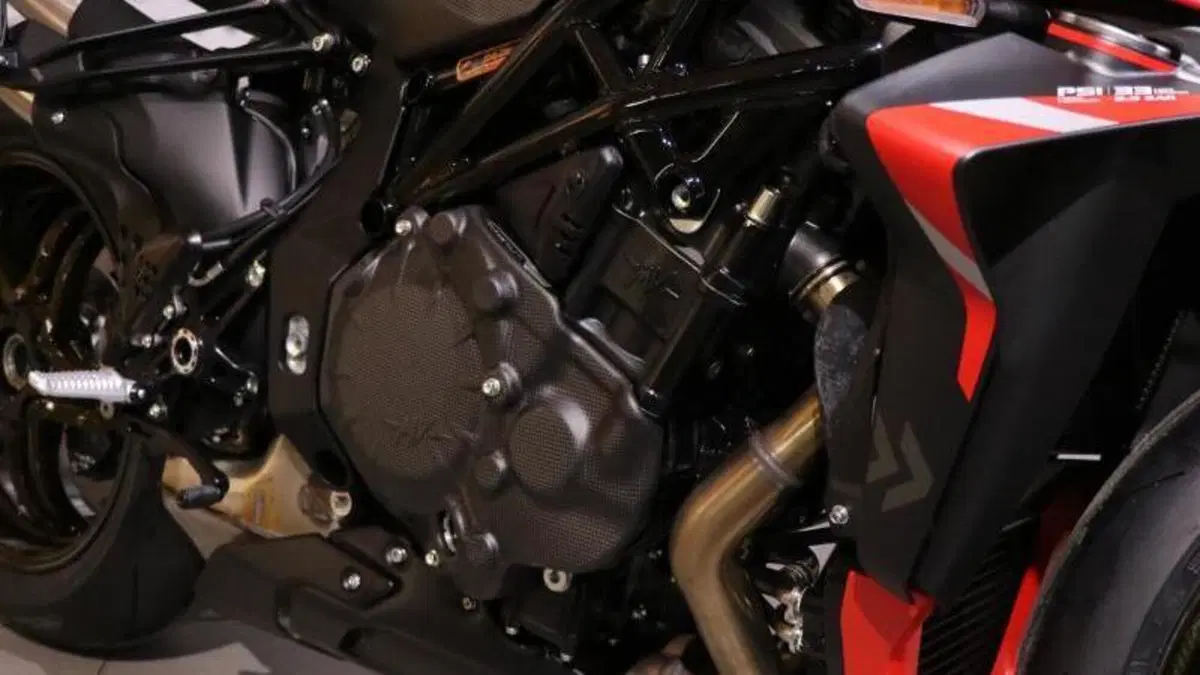MV Agusta Brutale 1000 RR (2021 - 25)  (3)
