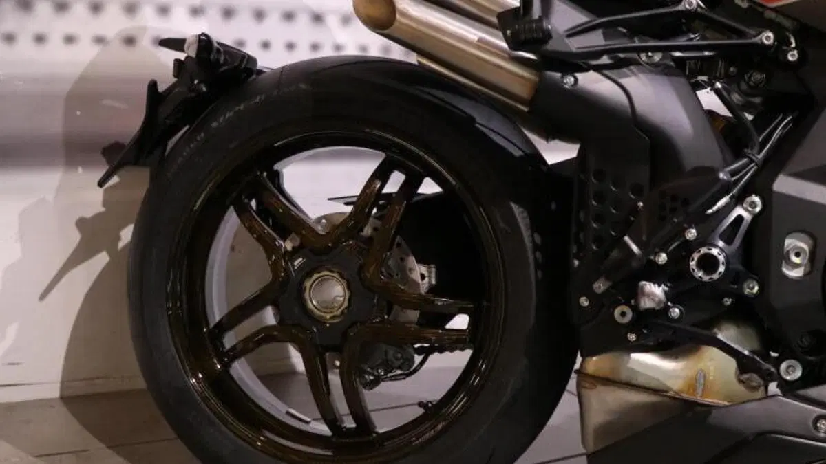MV Agusta Brutale 1000 RR (2021 - 25)  (4)