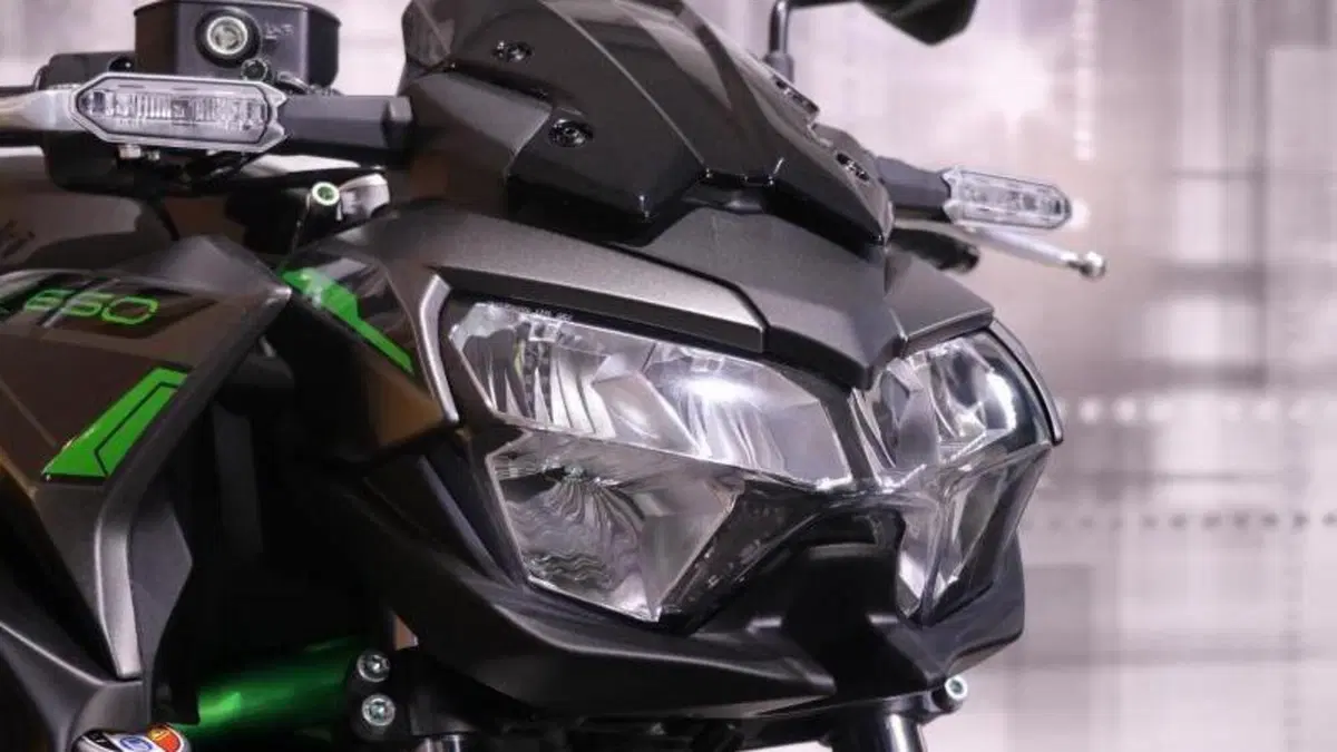 Kawasaki Z 650 (2021 - 24)  (3)