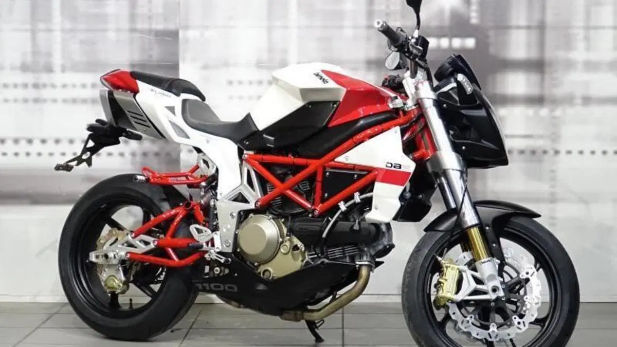 Bimota DB6 Delirio E (2006 - 15) 