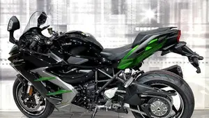 Kawasaki Ninja H2 SX SE (2023 - 26)  (2)