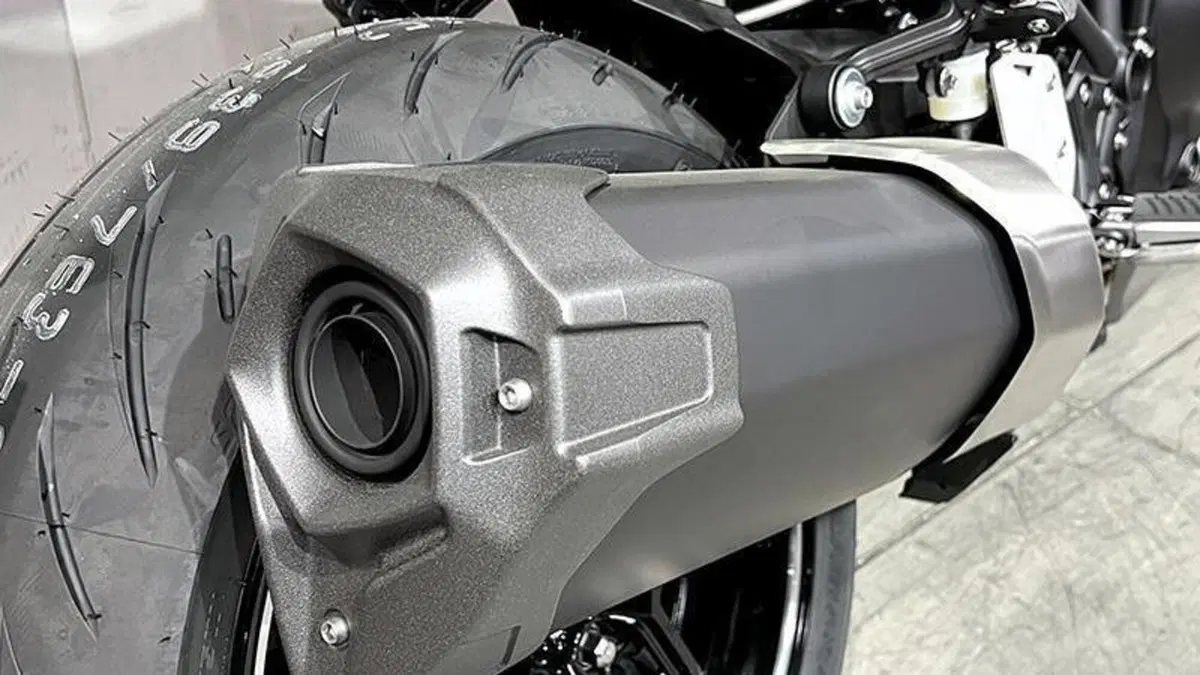 Kawasaki Ninja H2 SX SE (2023 - 26)  (4)