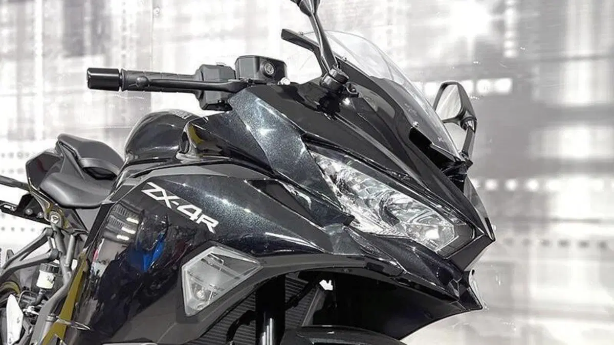 Kawasaki Ninja ZX-4R (2024 - 26)  (4)